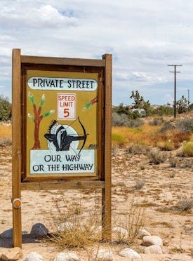 Pi-town speed limit sign photo
